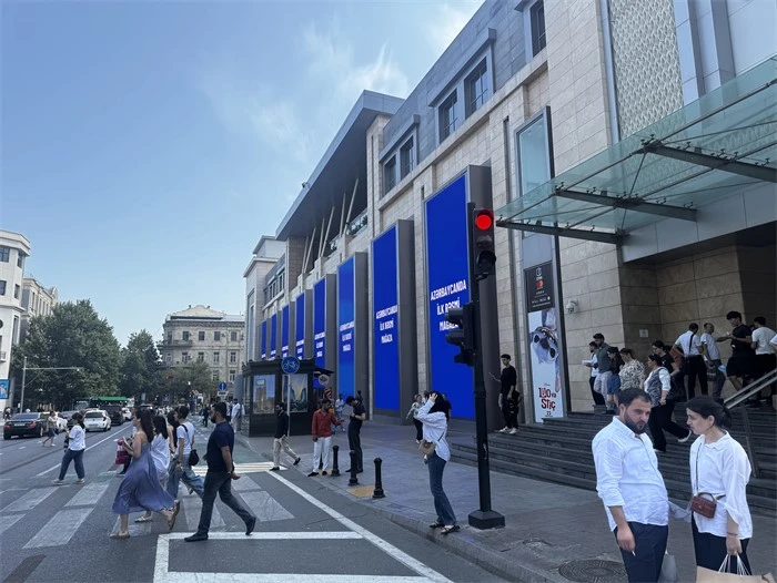 DOOH Large Outdoor Screens at 28 Mall, Downtown Baku, Azerbaijan.JPG